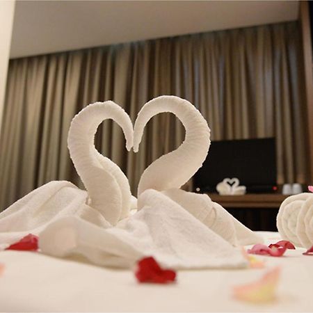 MII Smile Hotel Penang George Town Bagian luar foto