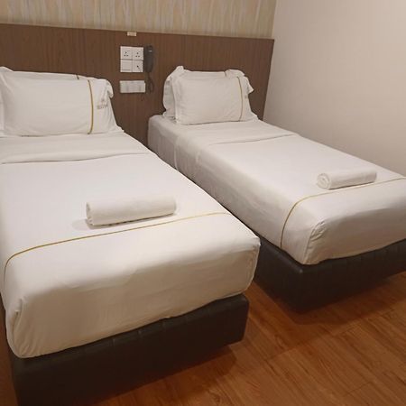 MII Smile Hotel Penang George Town Bagian luar foto