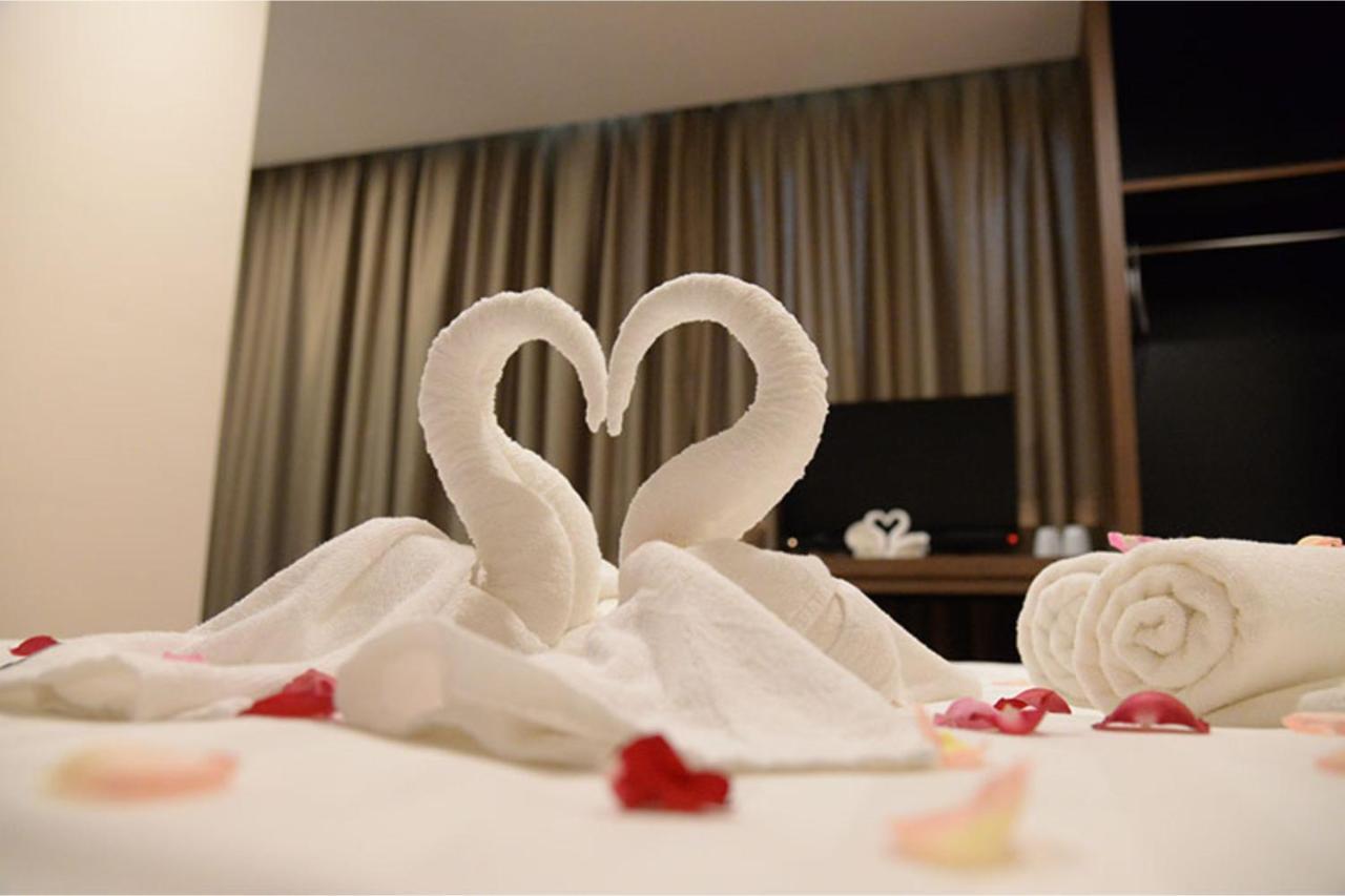 MII Smile Hotel Penang George Town Bagian luar foto