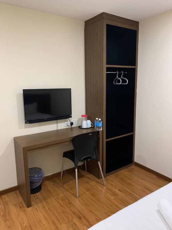 MII Smile Hotel Penang George Town Bagian luar foto